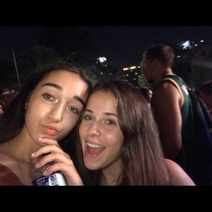 Meet your Posher, Caroline